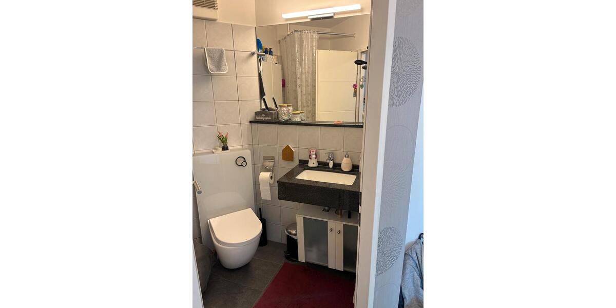 Maisonettenwohnung Mönchengladbach Süd - 5 Zimmer, 121 m&sup2;, 1.200&euro; | Angebot:26631262
