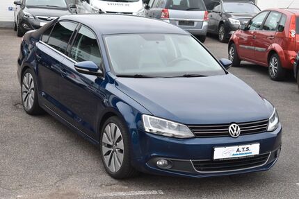 VW Jetta 220.000 km 5.290 &euro; Hückelhoven 41836