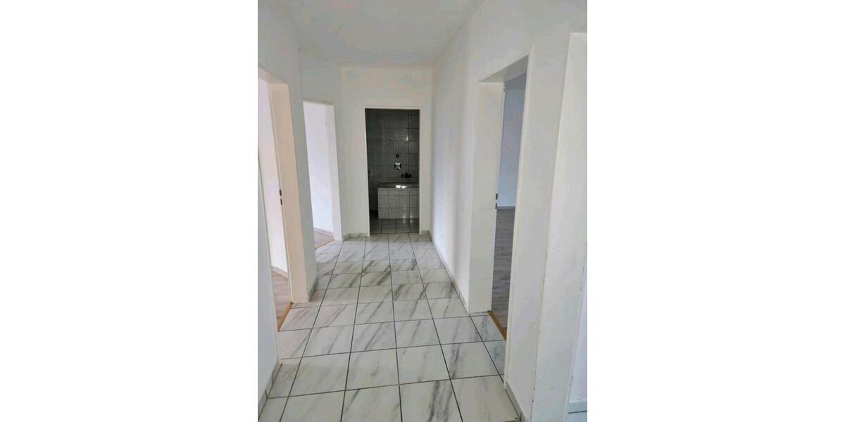 Etagenwohnung Mönchengladbach Süd - 3 Zimmer, 83 m&sup2;, 1.400&euro; | Angebot:25660321