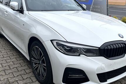 BMW 330 110.200 km 27.980 &euro; Mönchengladbach 41063