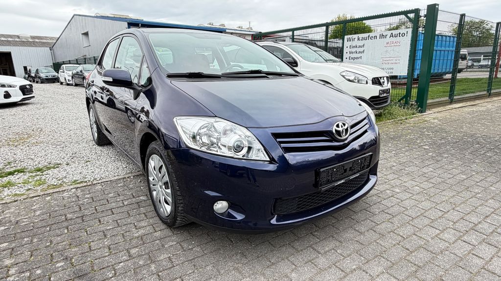 Toyota Auris 163.000 km 4.750 &euro; Geldern 47608