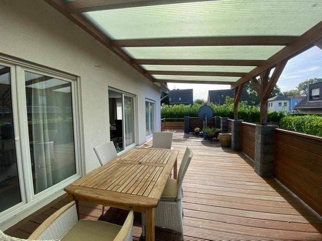 Einfamilienhaus Kaarst - 7.5 Zimmer, 241 m&sup2;, 2.900&euro; | Angebot:26634663