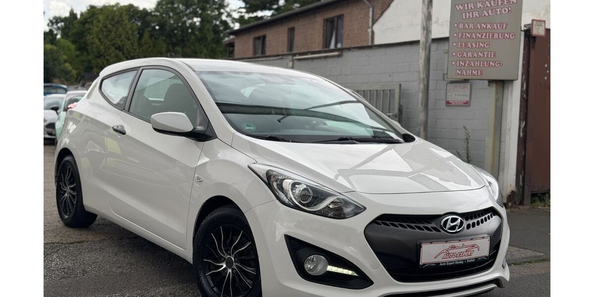 Hyundai i30 130.000 km 5.990 &euro; Krefeld 47807