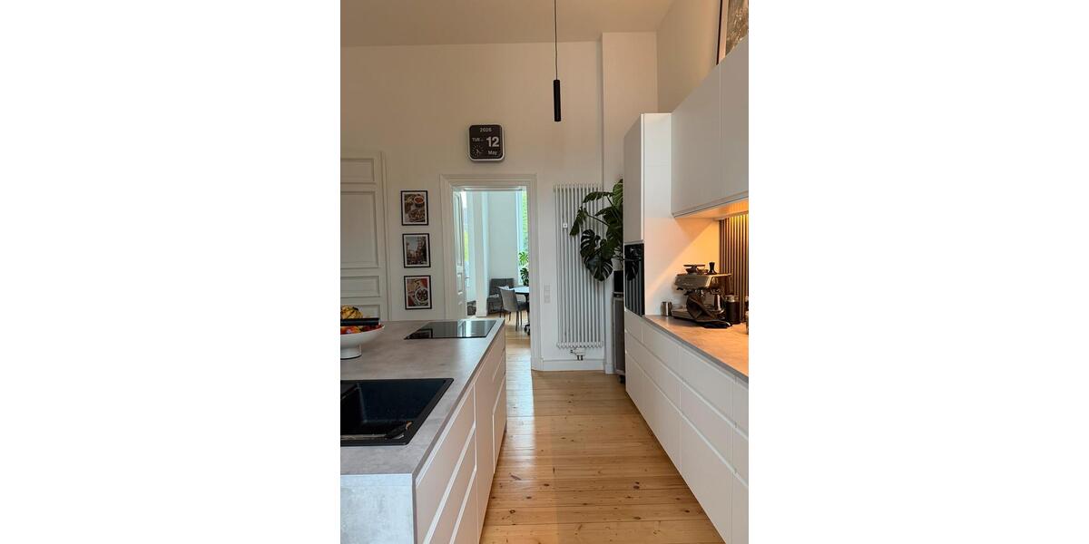 Etagenwohnung Düsseldorf Stadtbezirk 3 - 2.5 Zimmer, 124 m&sup2;, 2.260&euro; | Angebot:26582022