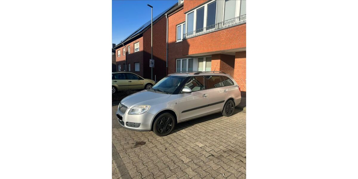 Skoda Fabia 171.000 km 1.000 &euro; Erkelenz 41812