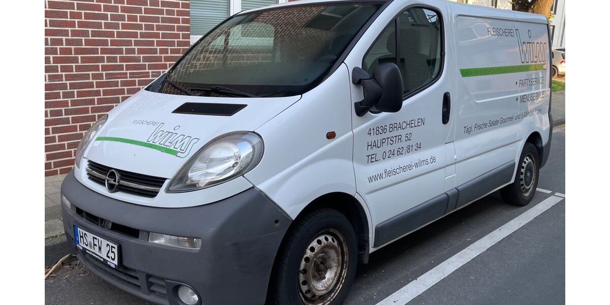 Opel Vivaro 242.418 km 5.999 &euro; Hückelhoven 41836