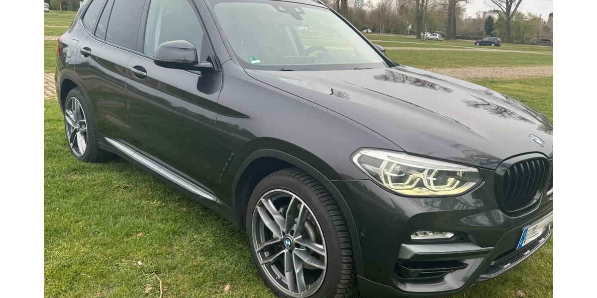 BMW X3 104.000 km 25.890 &euro; Meerbusch 40667