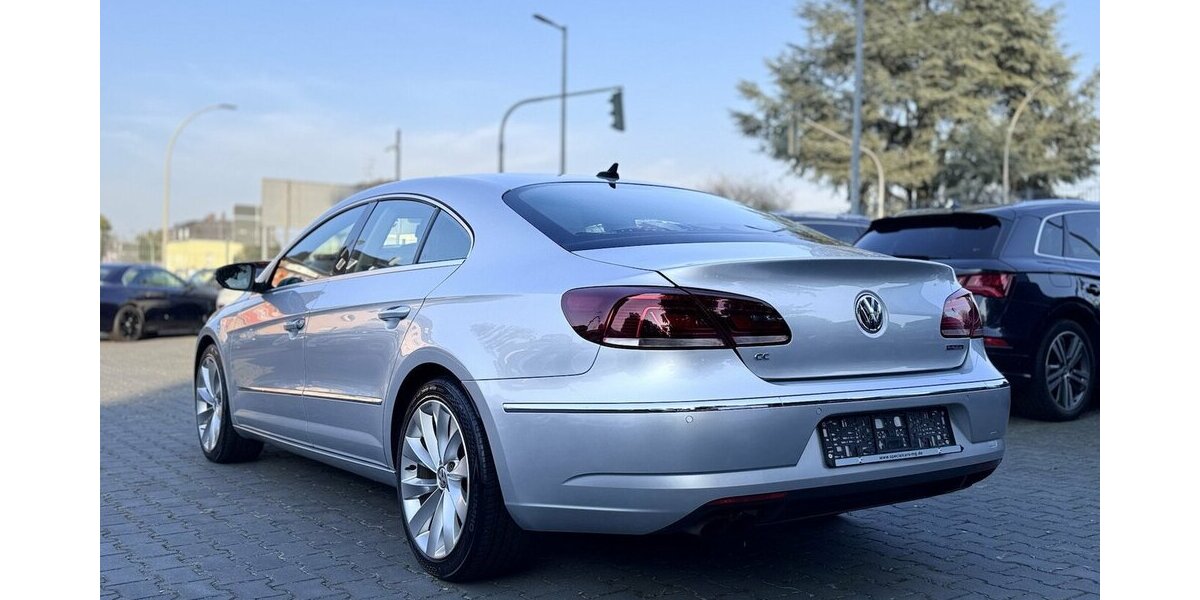 VW Passat CC Highline/Autom,/ Leder/PANO/5 Sitze 180.000 km 10.490 &euro; Mönchengladbach 41066