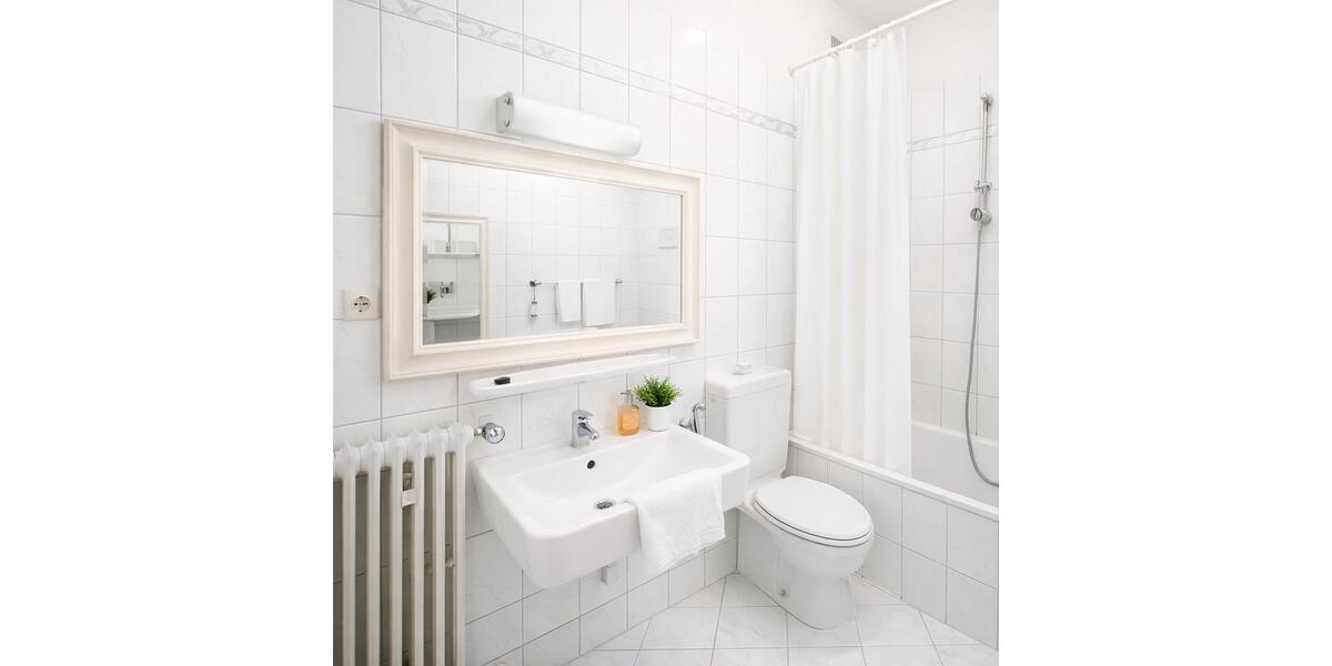 Hochparterre Düsseldorf Stadtbezirk 2 - 2 Zimmer, 60 m&sup2;, 850&euro; | Angebot:25979658