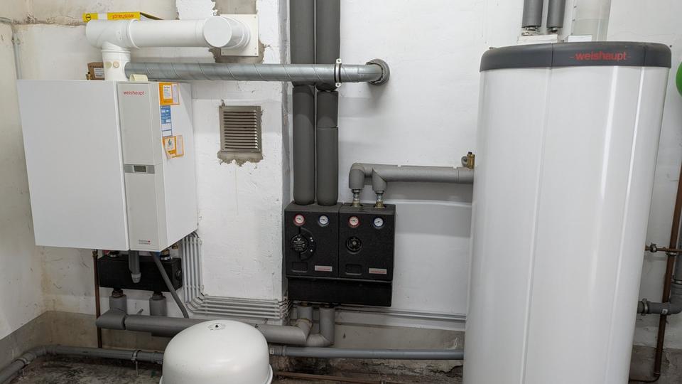 Mehrfamilienhaus, Wohnhaus Jüchen - 22 Zimmer, 450 m&sup2;, 425.000&euro; | Angebot:24382961