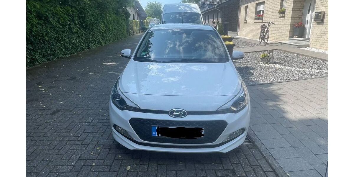 Hyundai i20 117.000 km 7.000 &euro; Wegberg 41844