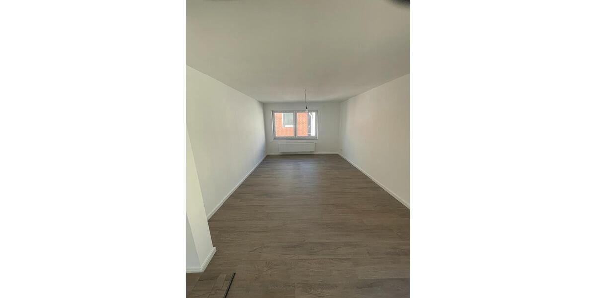 Etagenwohnung Grefrath - 3 Zimmer, 80 m&sup2;, 900&euro; | Angebot:26578547