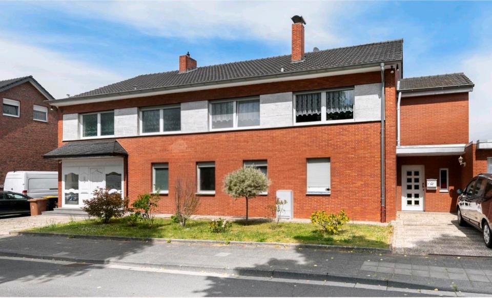 Einfamilienhaus Hückelhoven - 8 Zimmer, 325 m&sup2;, 539.000&euro; | Angebot:27111088