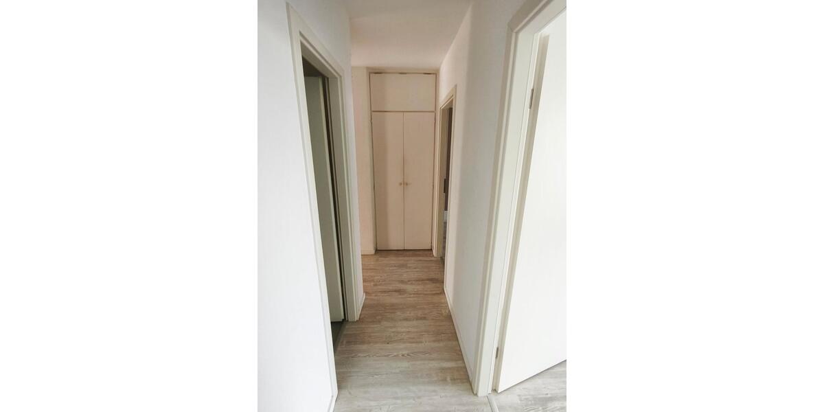 Etagenwohnung Krefeld Gartenstadt - 2.5 Zimmer, 79 m&sup2;, 175.000&euro; | Angebot:26765835