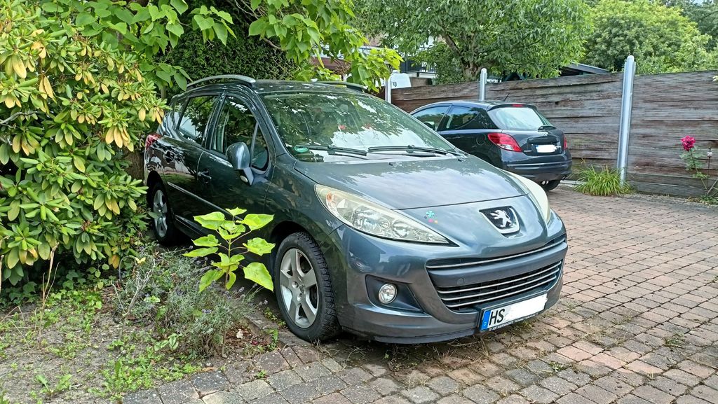 Peugeot 207 149.000 km 2.799 &euro; Wassenberg 41849