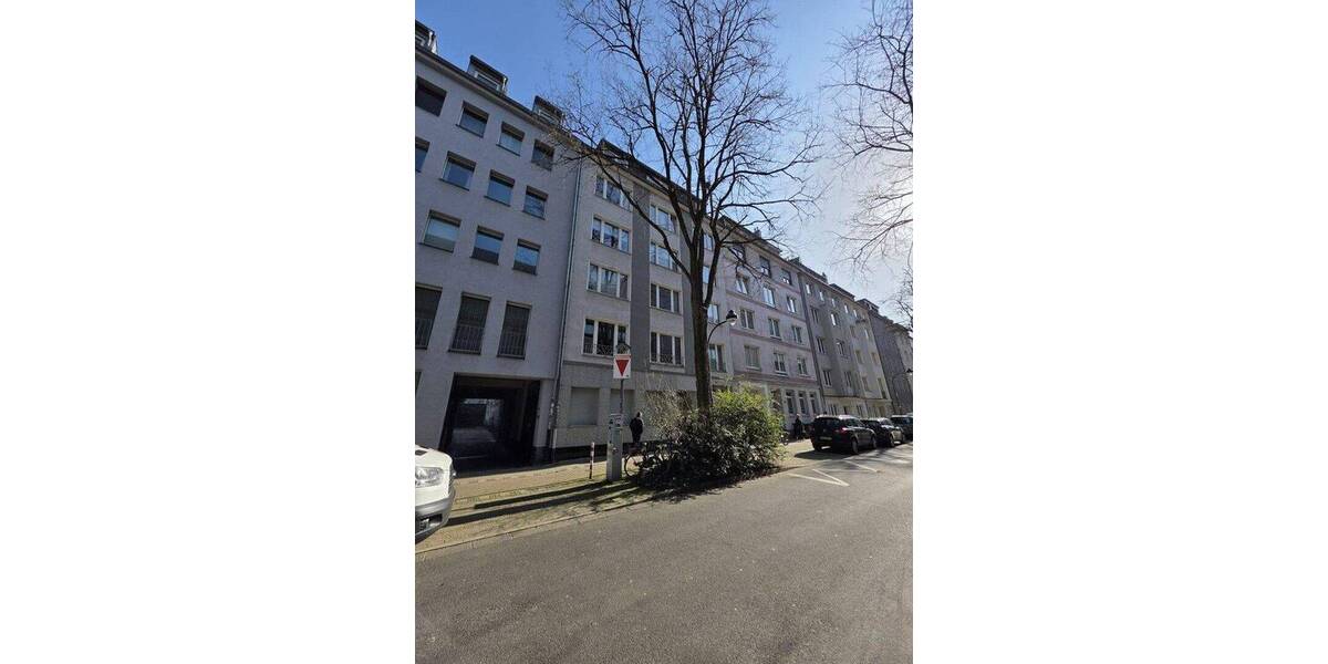 Mehrfamilienhaus, Wohnhaus Düsseldorf Friedrichstadt - 6 Zimmer, 140 m&sup2;, 3.500&euro; | Angebot:26825738