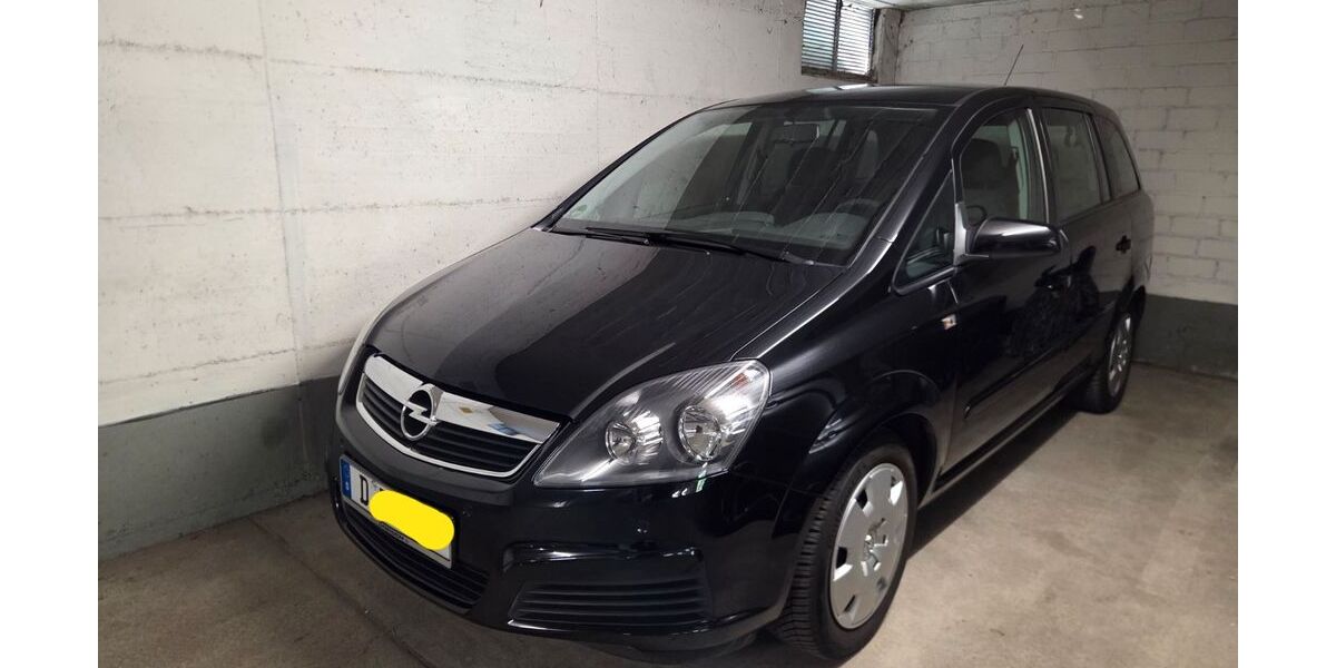 Opel Zafira 52.492 km 6.450 &euro; Düsseldorf 40223