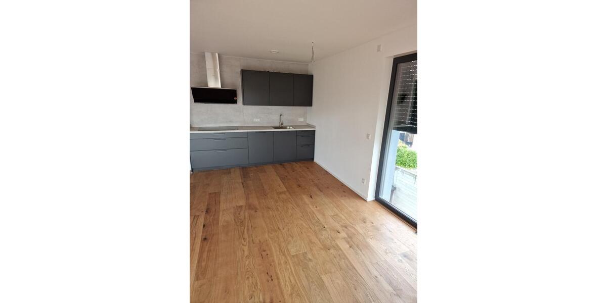 Etagenwohnung Moers Schwafheim - 2 Zimmer, 68 m&sup2;, 1.000&euro; | Angebot:25903167