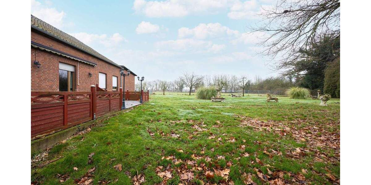 Mehrfamilienhaus, Wohnhaus Moers Kapellen-Mitte - 1 Zimmer, 220 m&sup2;, 599.000&euro; | Angebot:25692292