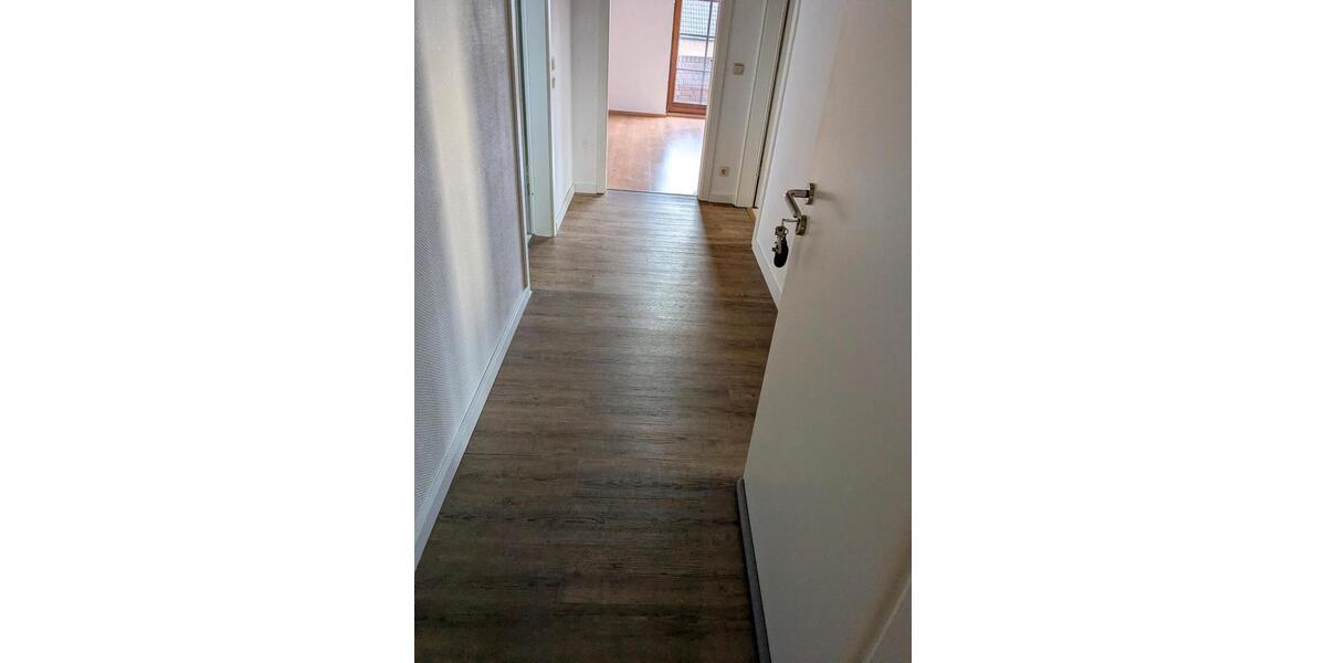 Dachgeschoßwohnung Wachtendonk - 1 Zimmer, 72 m&sup2;, 700&euro; | Angebot:25638781
