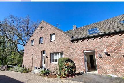 Haus Nettetal Lobberich - 6 Zimmer, 145 m&sup2;, 980&euro; | Angebot:26596361