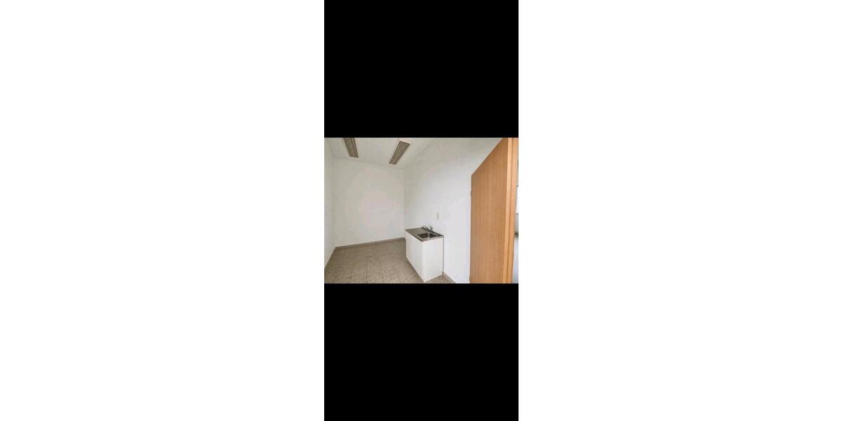 Gewerbeobjekt Moers - 880&euro; | Angebot:26527895