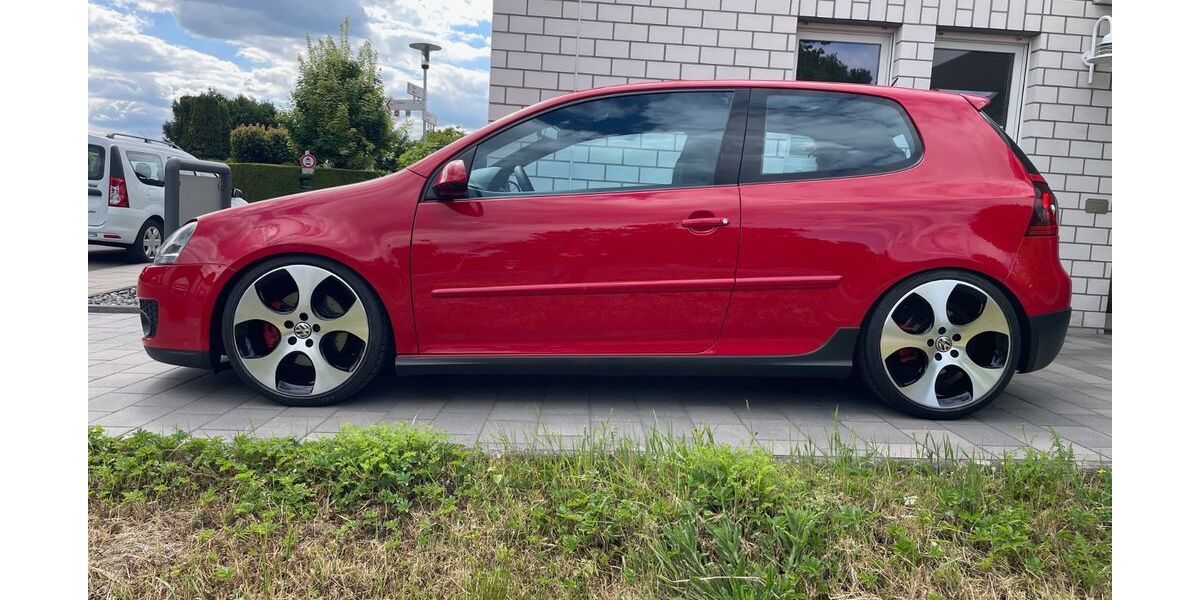 VW Golf 167.830 km 9.955 &euro; Willich 47877