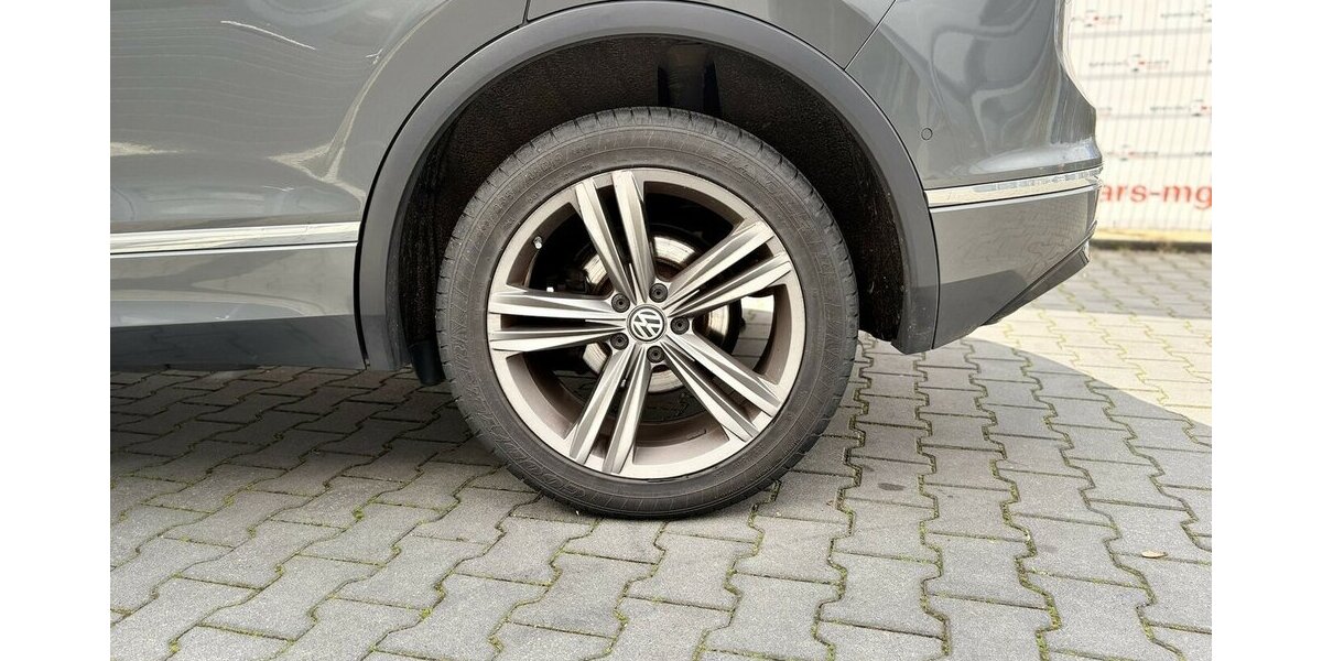 VW Tiguan R-Line / 4Motion / Navi / Leder / PANO 210.000 km 17.890 &euro; Mönchengladbach 41066