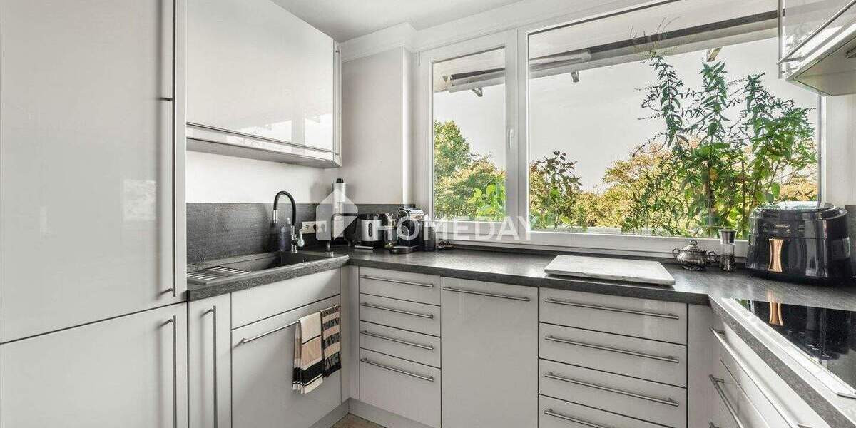 Etagenwohnung Düsseldorf Golzheim - 3 Zimmer, 94 m&sup2;, 499.000&euro; | Angebot:25732660