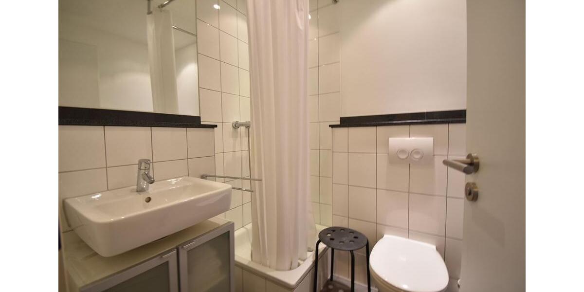 Etagenwohnung Düsseldorf Stadtbezirk 2 - 3 Zimmer, 1.750&euro; | Angebot:17972121