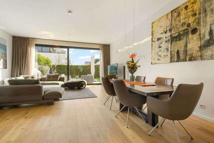 Haus Düsseldorf Stadtbezirk 6 - 5 Zimmer, 221 m&sup2;, 1.990.000&euro; | Angebot:25886721