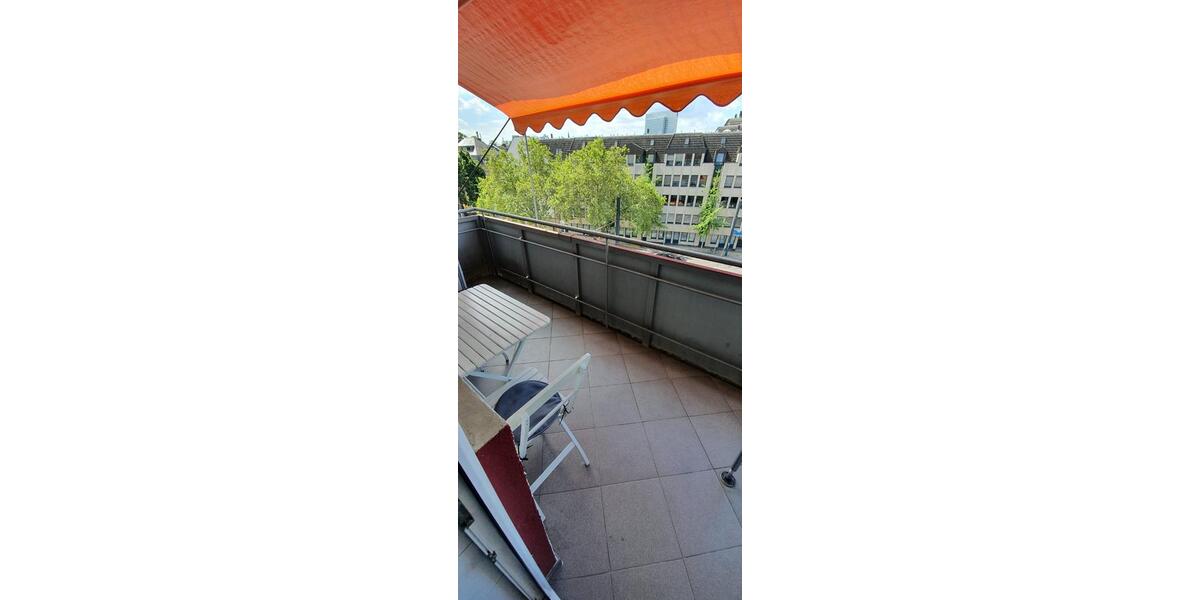 Etagenwohnung Düsseldorf Pempelfort - 3 Zimmer, 85 m&sup2;, 415.000&euro; | Angebot:26929870