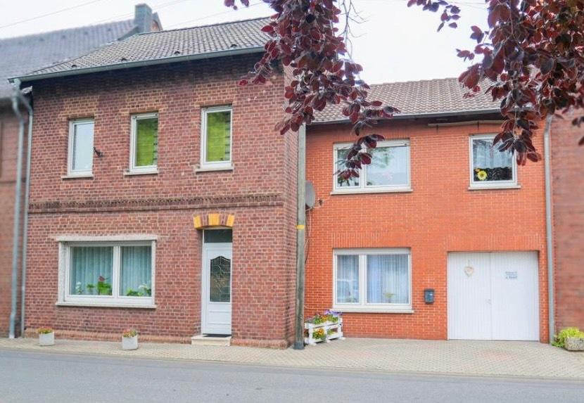 Reihenhaus Heinsberg - 7 Zimmer, 170 m&sup2;, 295.000&euro; | Angebot:25403258