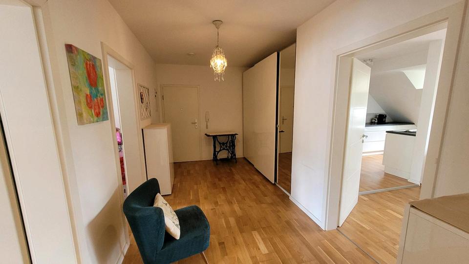 Dachgeschoßwohnung Düsseldorf Stadtbezirk 3 - 3 Zimmer, 69 m&sup2;, 299.000&euro; | Angebot:26086101