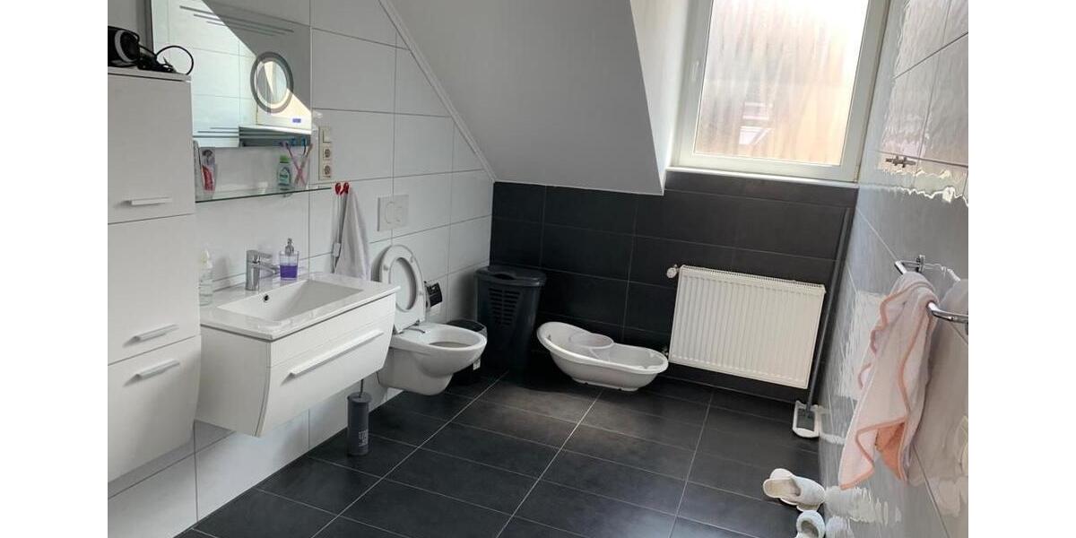 Einfamilienhaus Mönchengladbach West - 6 Zimmer, 187 m&sup2;, 550.000&euro; | Angebot:24681004