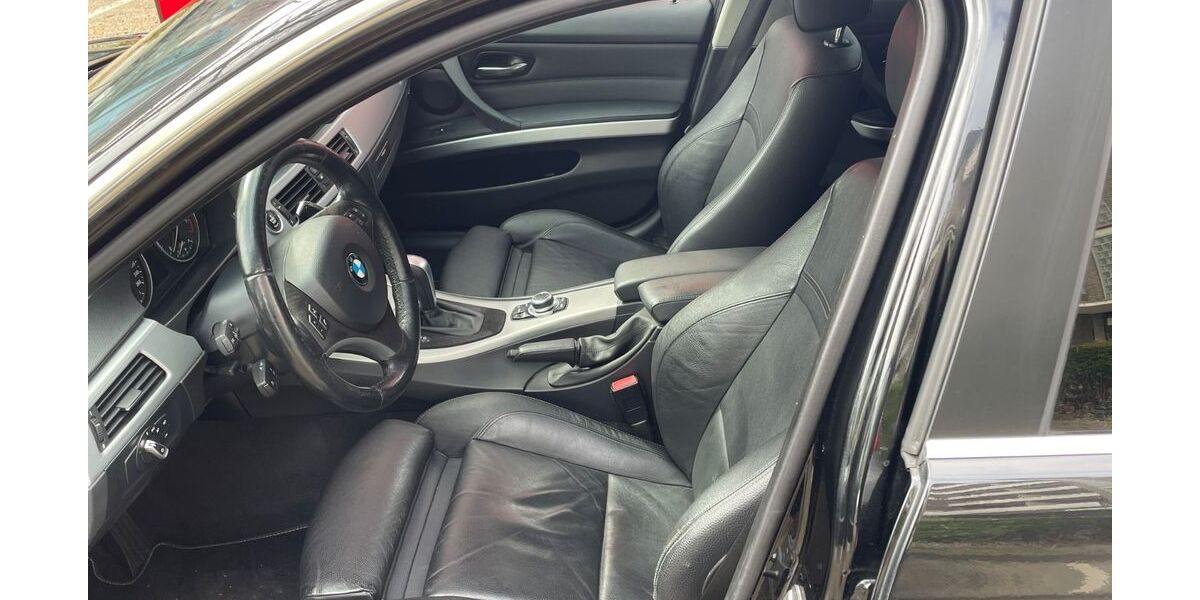 BMW 330 358.567 km 3.950 &euro; Krefeld 47799