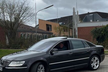 VW Phaeton 274.750 km 4.111 &euro; Düsseldorf 40595