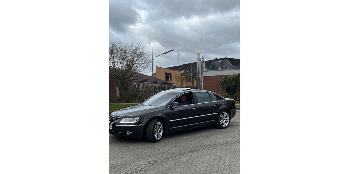VW Phaeton 274.750 km 4.222 &euro; Düsseldorf 40595
