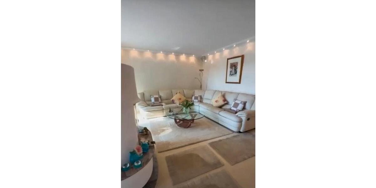 Doppelhaushälfte Mönchengladbach Süd - 3 Zimmer, 155 m&sup2;, 3.000&euro; | Angebot:25918711