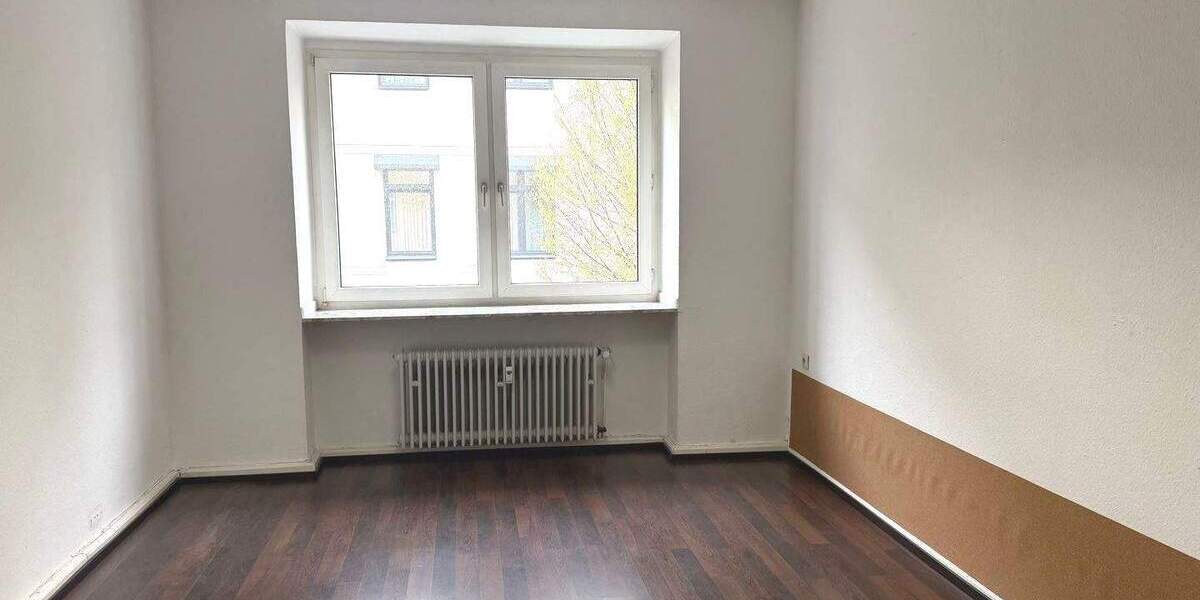 Gewerbeobjekt Düsseldorf Stadtmitte - 4 Zimmer, 87 m&sup2;, 920&euro; | Angebot:25821690