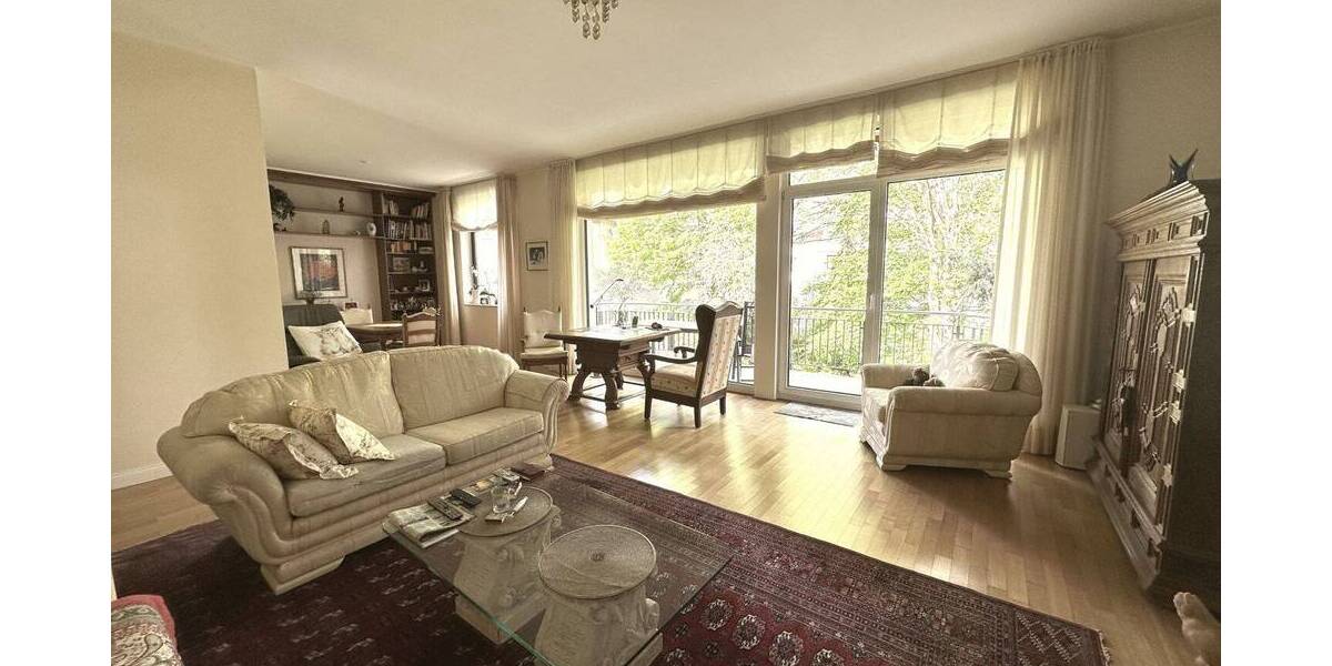 Etagenwohnung Düsseldorf Oberkassel - 4 Zimmer, 106 m&sup2;, 649.000&euro; | Angebot:26842324
