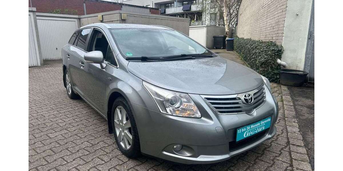 Toyota Avensis 170.000 km 7.950 &euro; Düsseldorf 40589