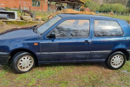 VW Golf 127.200 km 600 &euro; Straelen 47638