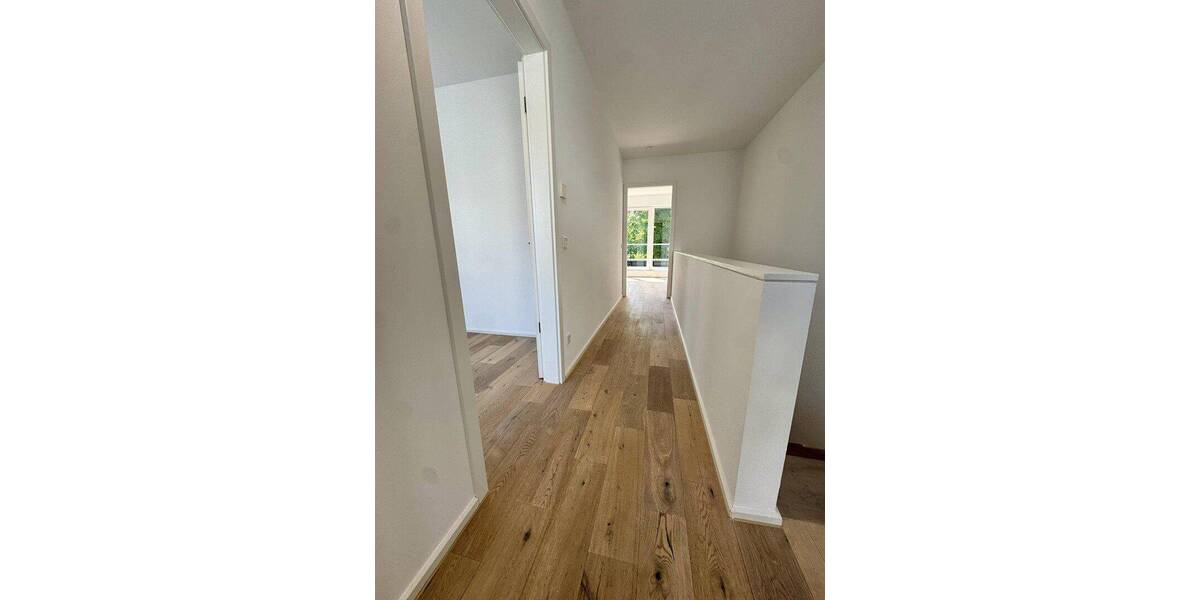 Reihenmittelhaus Düsseldorf Flingern Süd - 6 Zimmer, 150 m&sup2;, 2.950&euro; | Angebot:26877574