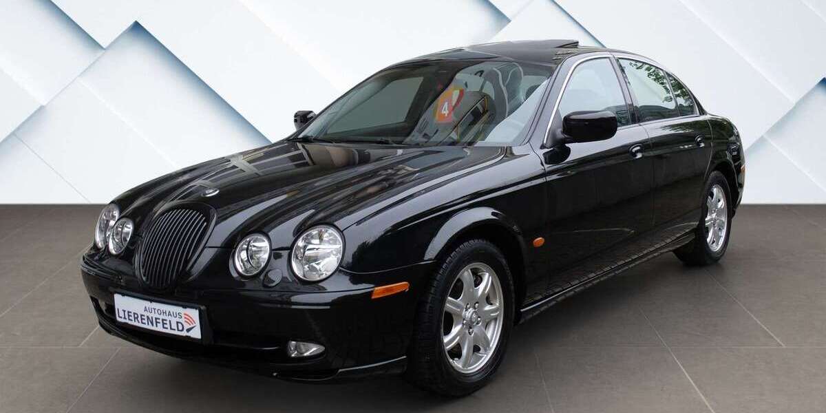 Jaguar S-Type 85.487 km 11.990 &euro; Düsseldorf 40231