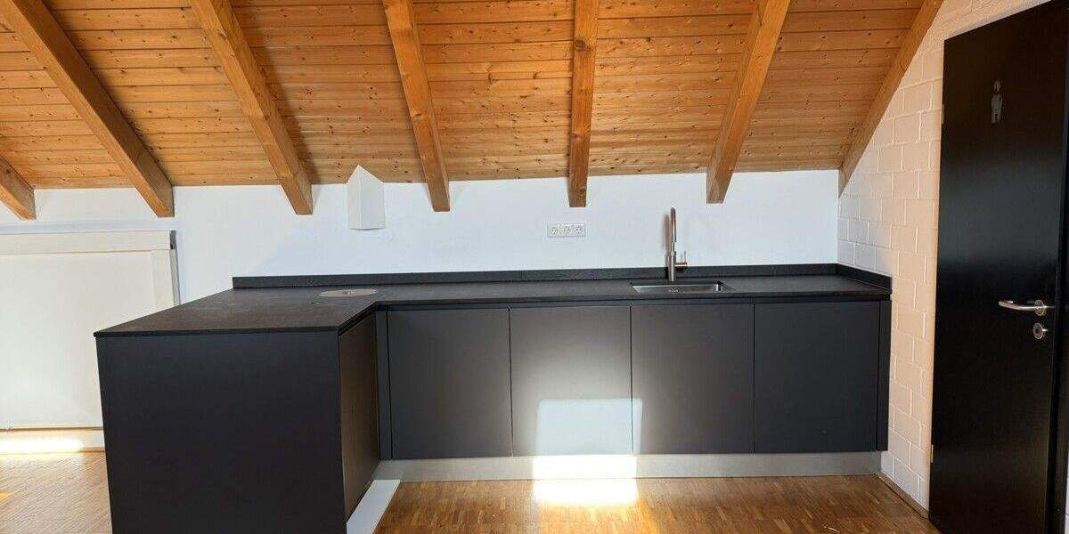 Gewerbeobjekt Kaarst Holzbüttgen - 5 Zimmer, 280 m&sup2;, 3.080&euro; | Angebot:25837285