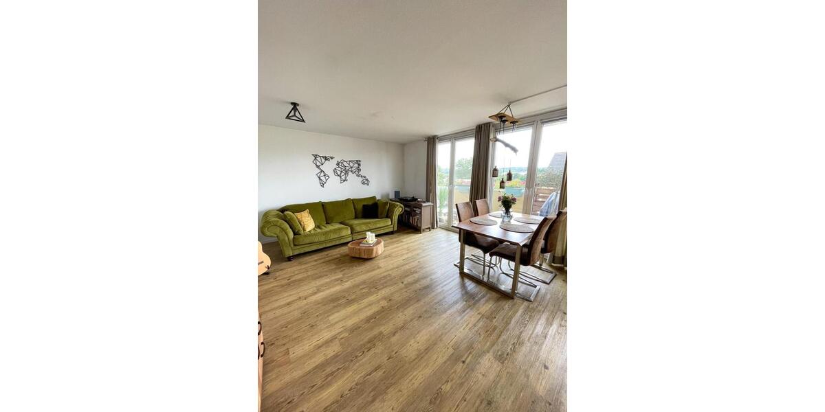 Dachgeschoßwohnung Düsseldorf Stadtbezirk 6 - 2 Zimmer, 65 m&sup2;, 1.350&euro; | Angebot:25995424