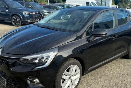 Renault Clio 13.736 km 14.790 &euro; Erkelenz 41812