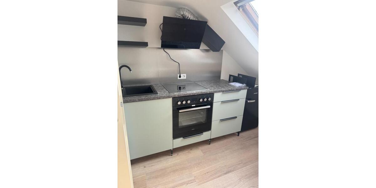 Etagenwohnung Mönchengladbach - 2 Zimmer, 30 m&sup2;, 720&euro; | Angebot:25718225