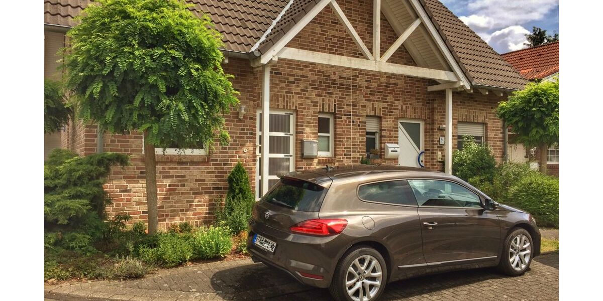 VW Scirocco 97.577 km 11.900 &euro; Mönchengladbach 41065